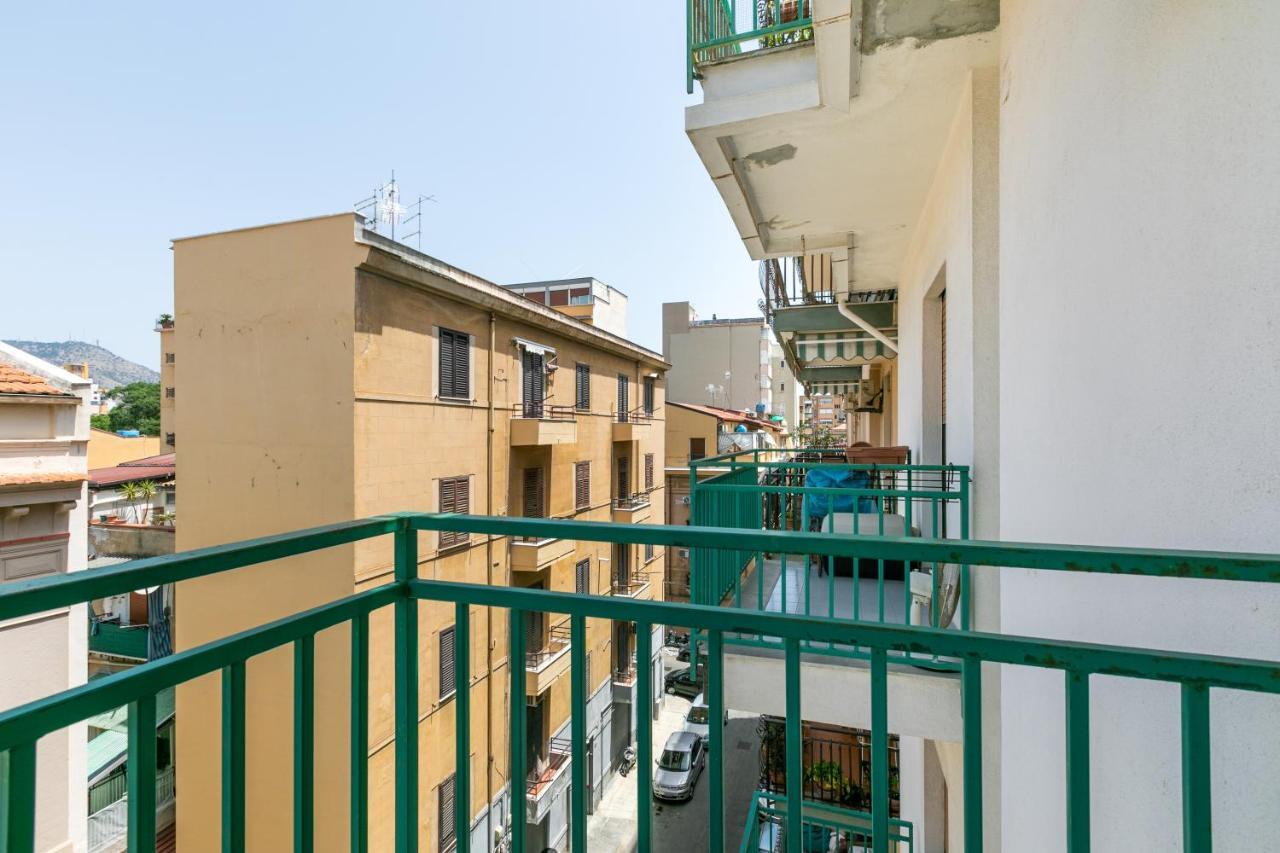 Villa Malfitano & Stazione Lolli Cozy Apartment パレルモ エクステリア 写真